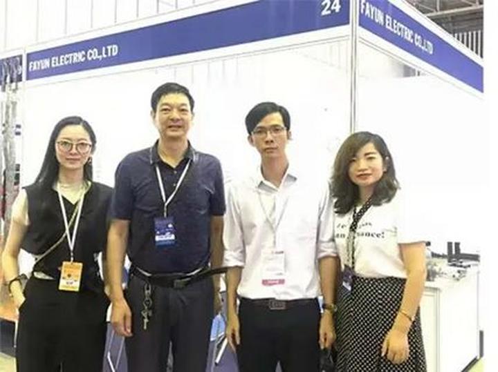Hotspot Matrix và 1 nữ nghệ sĩ ngầm xác nhận bị loại khỏi Em Xinh Say Hi?_video hậu trường hấp dẫn